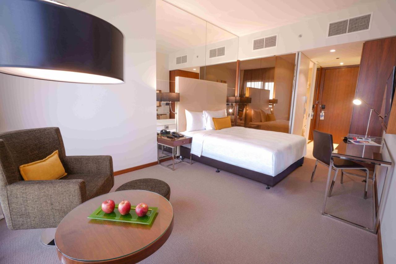 Hotel Centro Corniche Al Khobar By Rotana Esterno foto